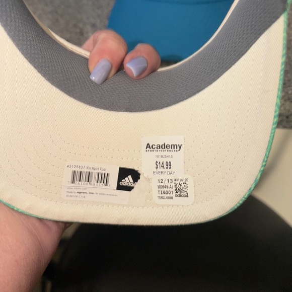 Adidas Aqua and Mint Visors - Picture 4 of 7